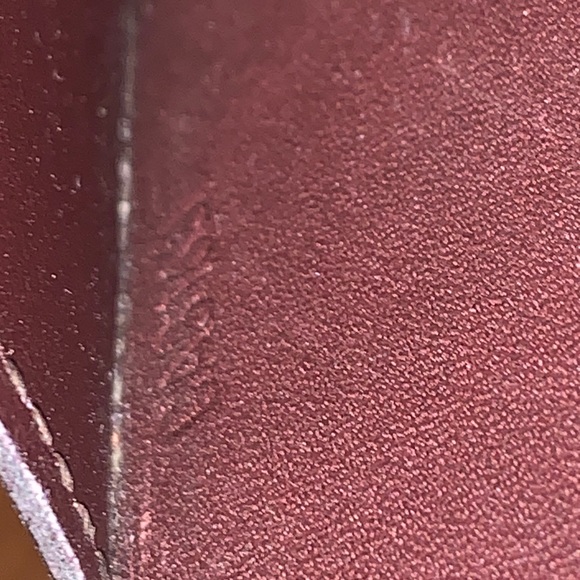 Authentic Louis Vuitton Vernis Card Case - Picture 11 of 11